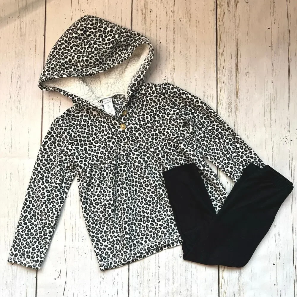 Carter’s animal print fleece top/black leggings Size 3T